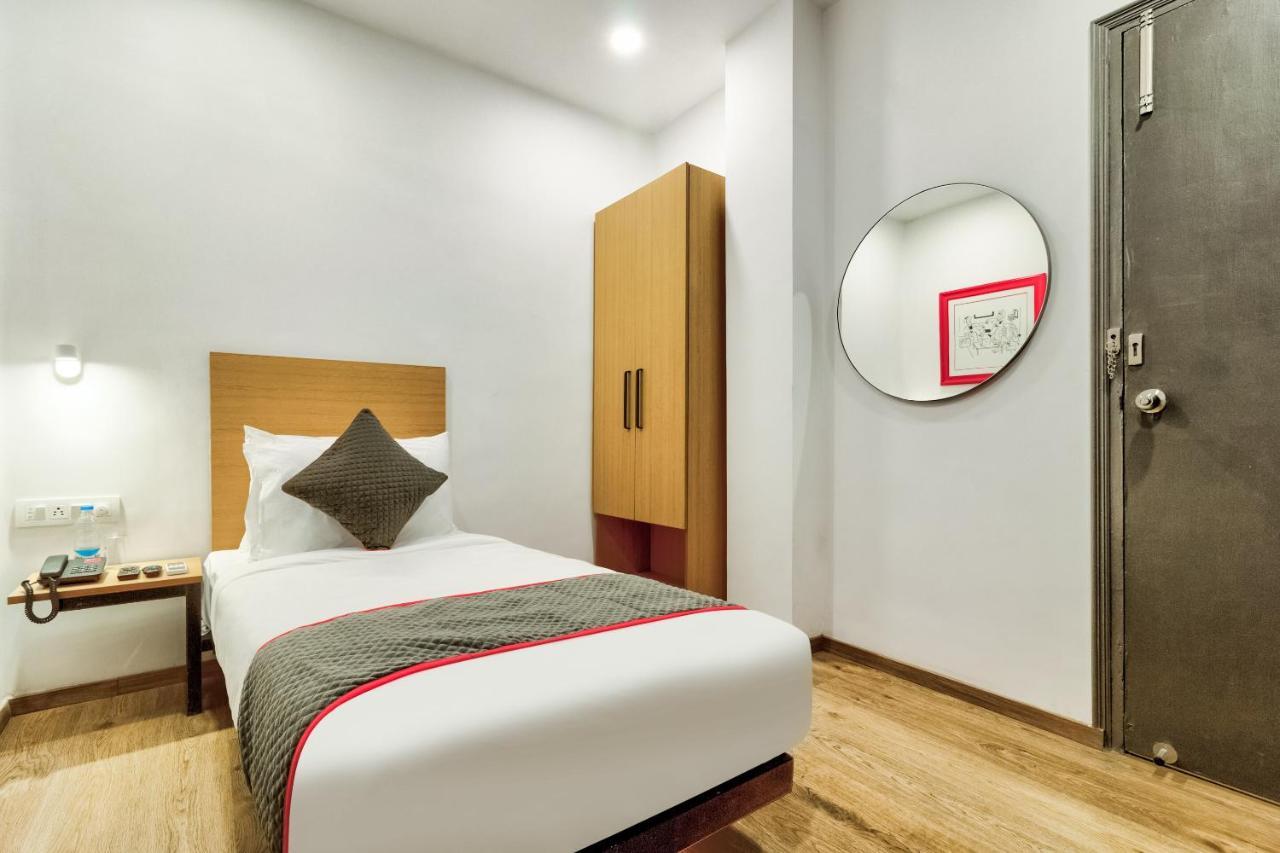 Oyo 78245 Collection O Hotel Crown Inn Navi Mumbai Exterior foto