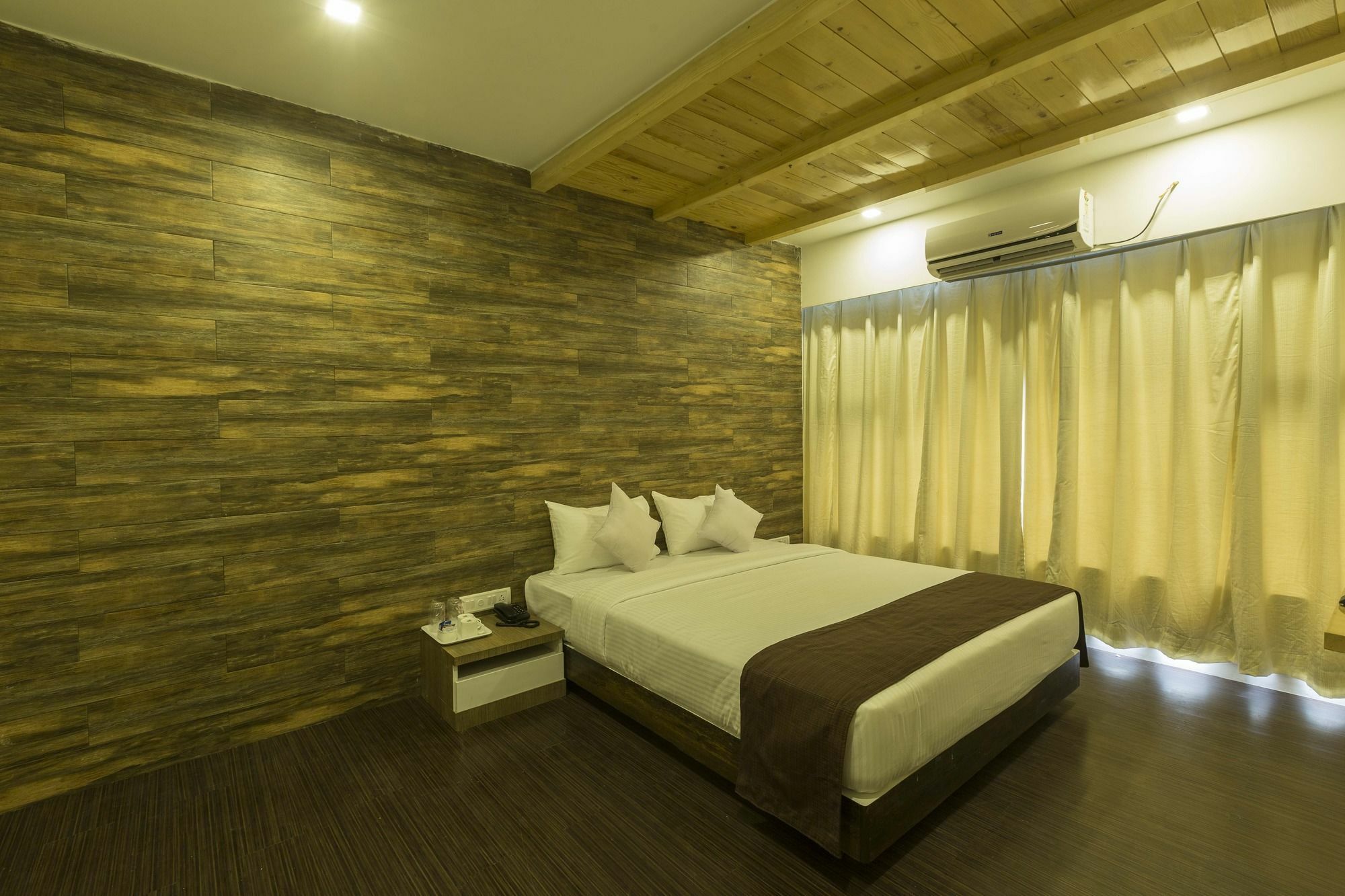 Oyo 78245 Collection O Hotel Crown Inn Navi Mumbai Exterior foto