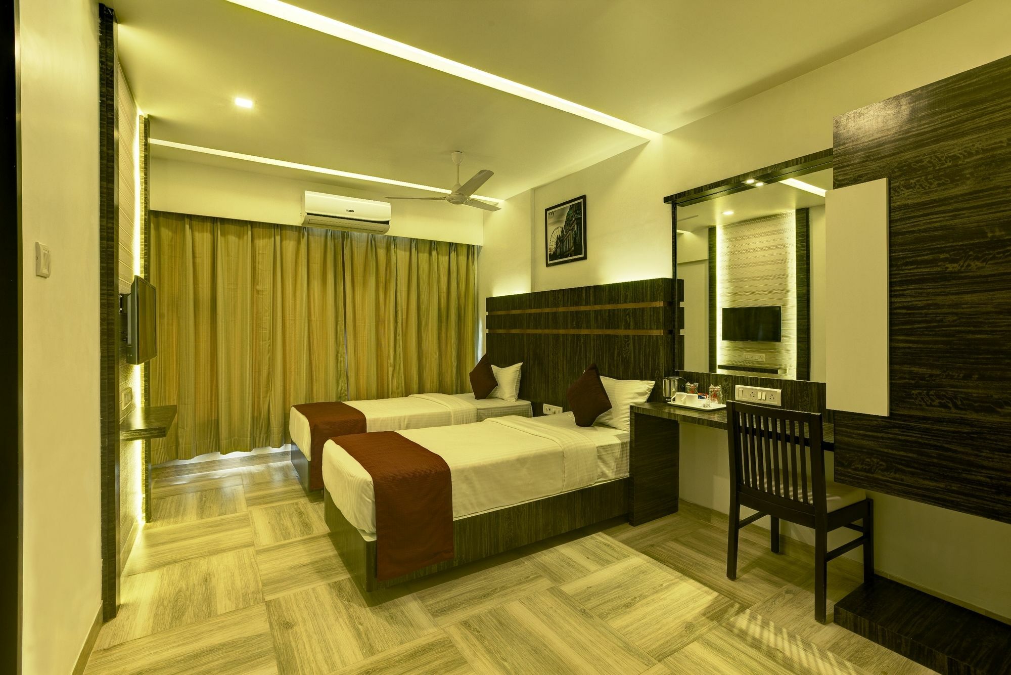 Oyo 78245 Collection O Hotel Crown Inn Navi Mumbai Exterior foto