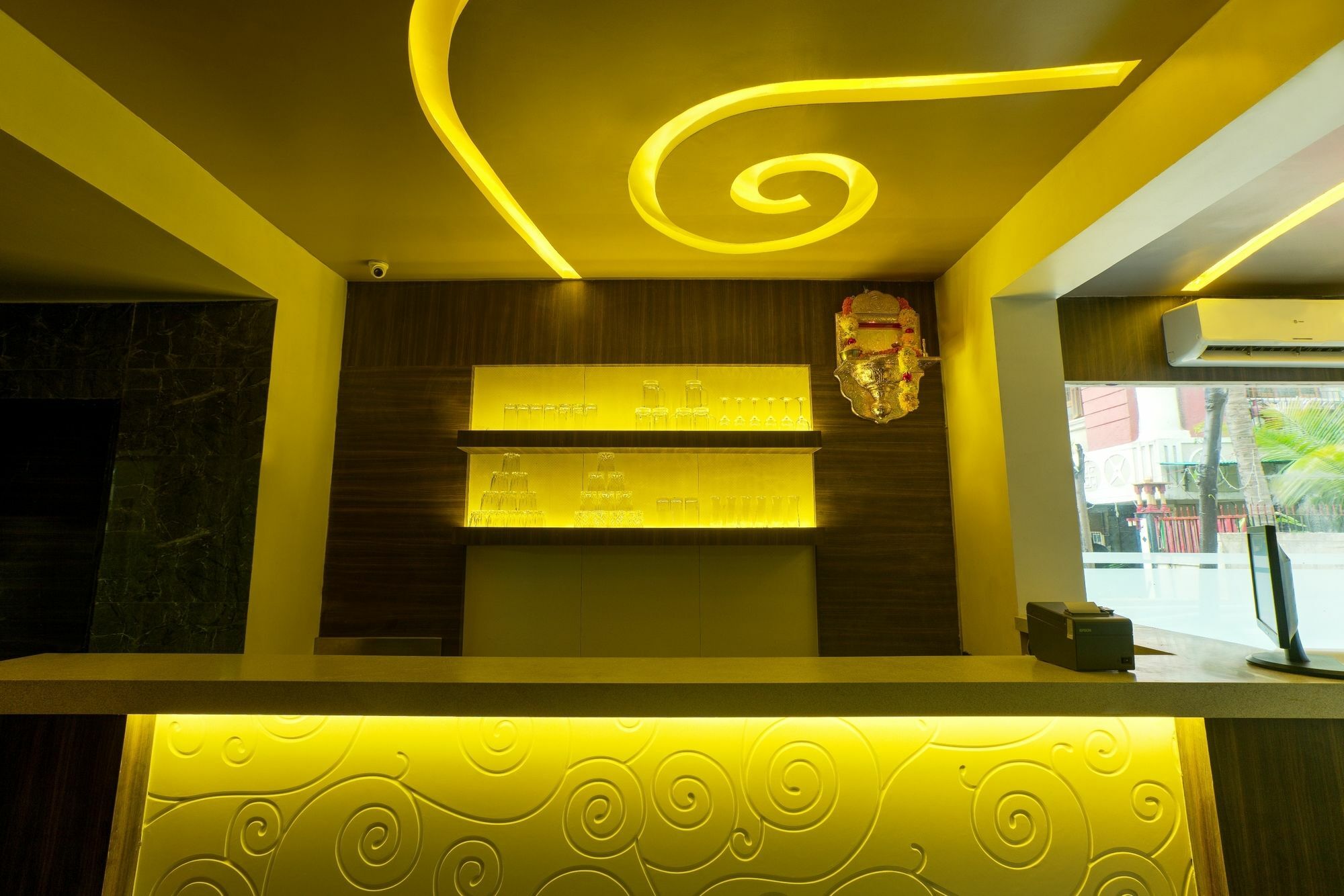 Oyo 78245 Collection O Hotel Crown Inn Navi Mumbai Exterior foto