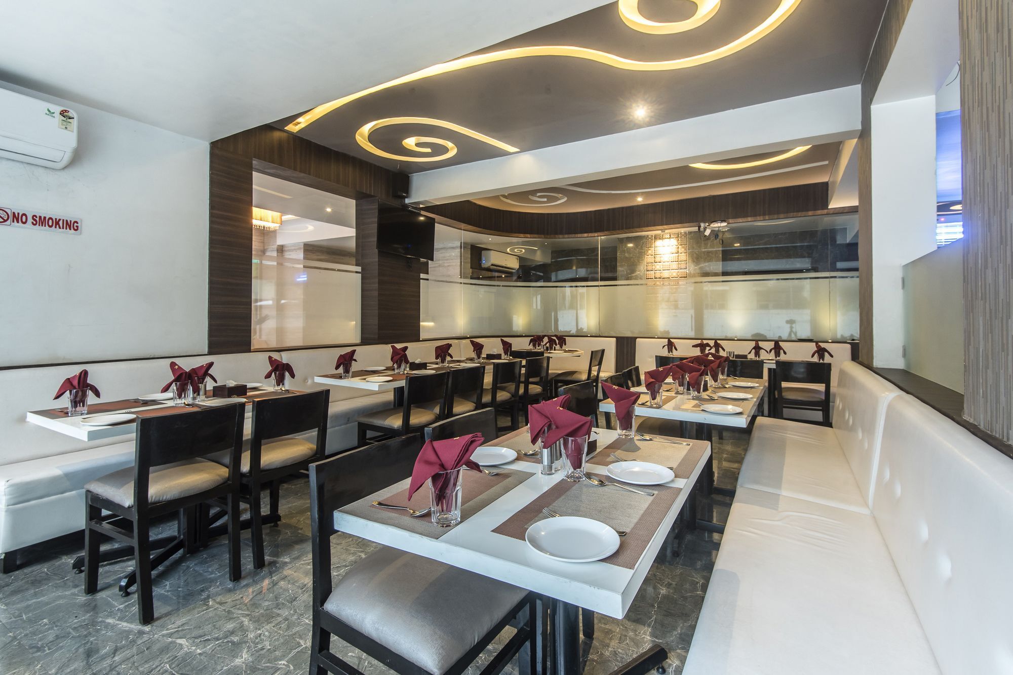 Oyo 78245 Collection O Hotel Crown Inn Navi Mumbai Exterior foto