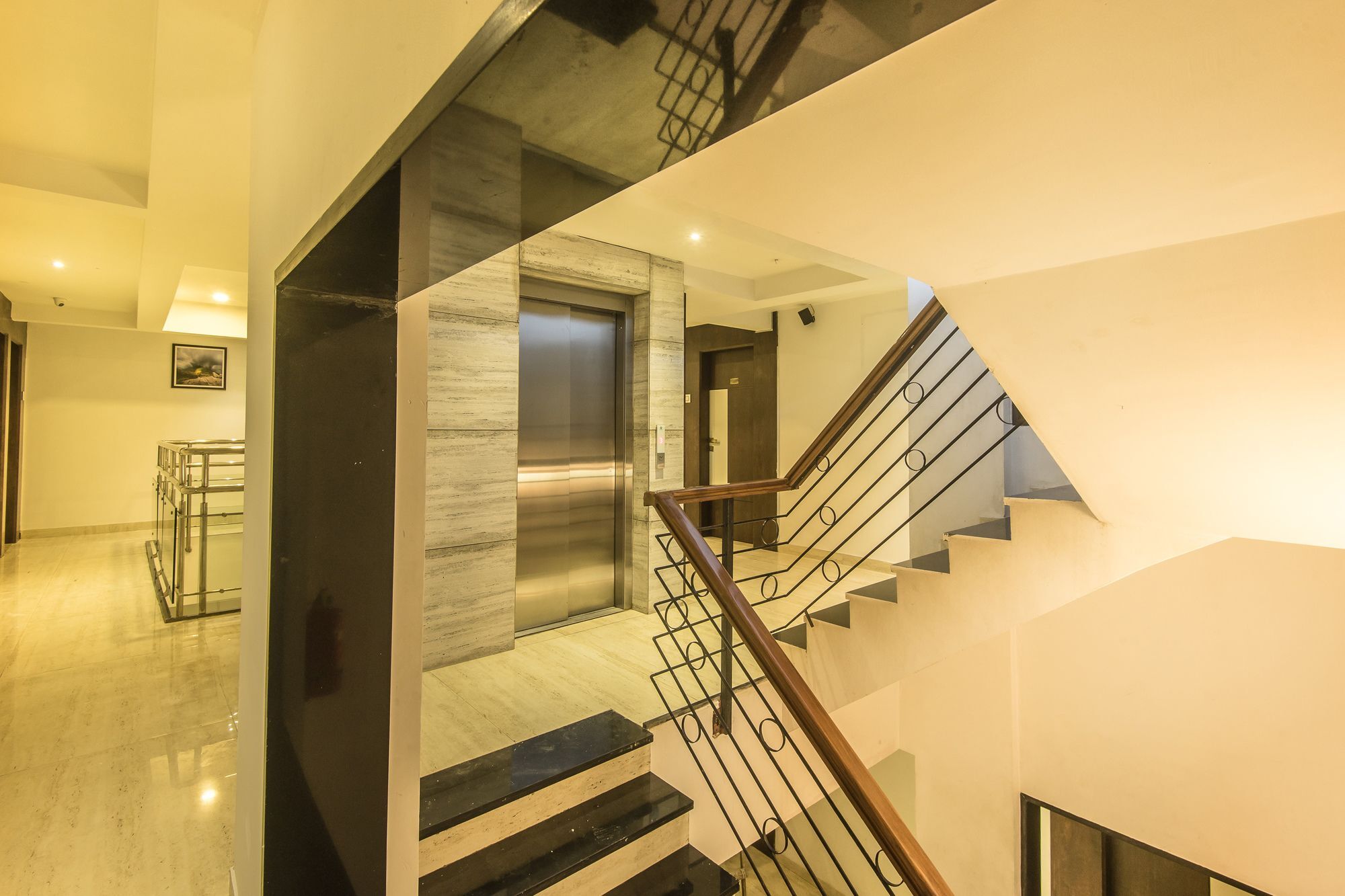 Oyo 78245 Collection O Hotel Crown Inn Navi Mumbai Exterior foto